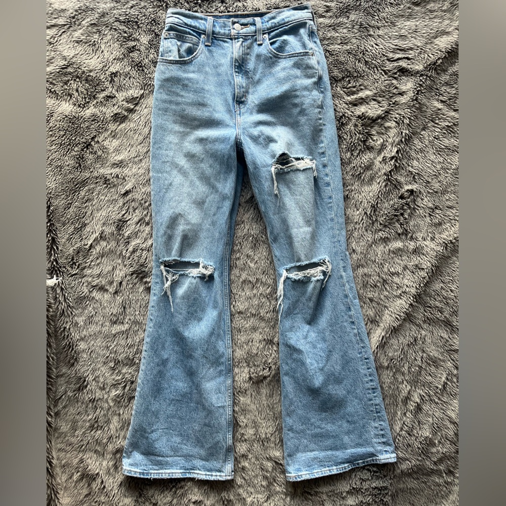 Levi’s light wash 70’s Highflare Jeans